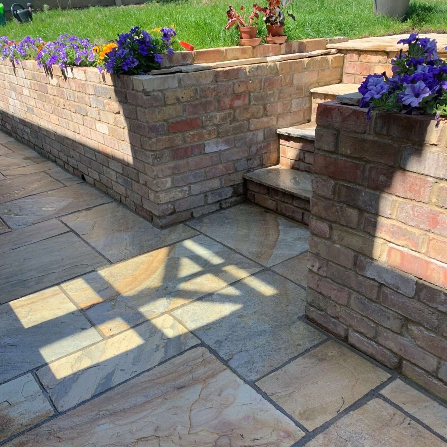 Fossil Mint 900 x 600 Sandstone