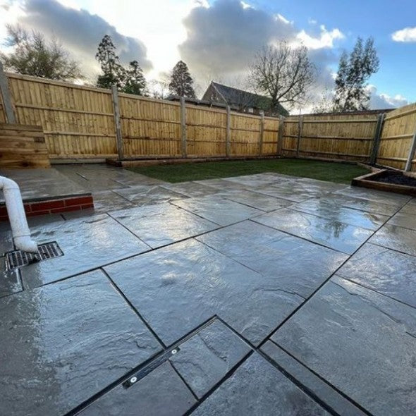 Dove Grey Sawn Edge Granite Paving Slabs