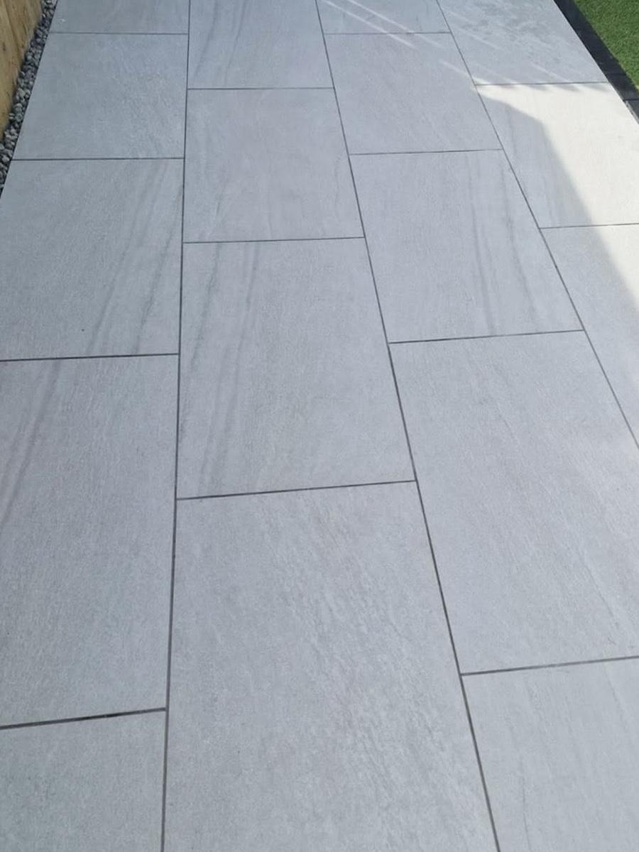 White Mint Sawn Honed Paving Slabs