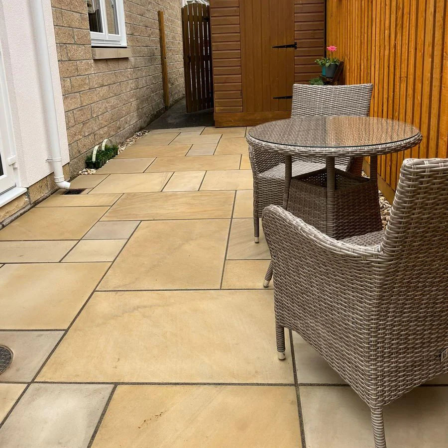 Yellow Mint Sawn Honed Paving Slabs
