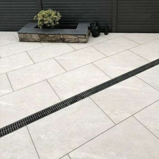 Himalayan White 20mm Outdoor Porcelain Paving - 900 x 600