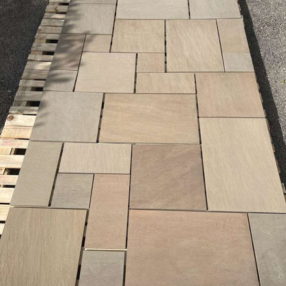 Raj Green Sawn Honed Paving Slabs