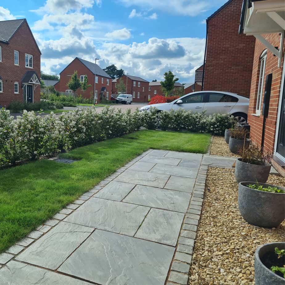 Kandla Grey Indian Sandstone Paving Slabs – 300x300mm – 22mm Calibrated