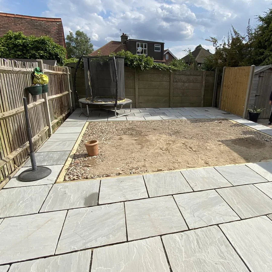 Kandla Grey Sandstone Paving - 600x600