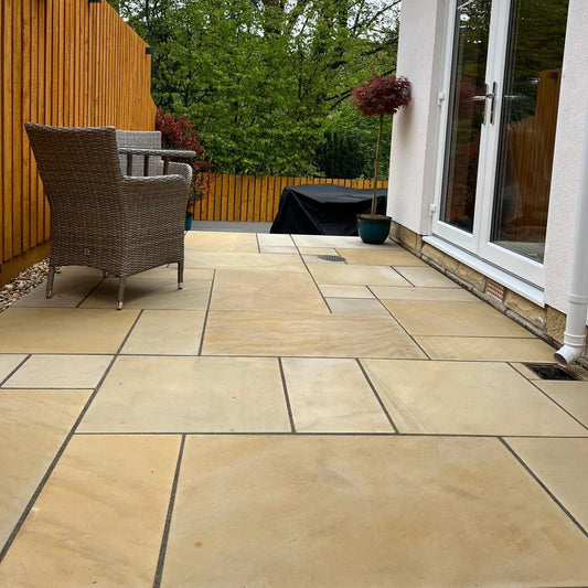 Yellow Mint Sawn Honed Paving Slabs